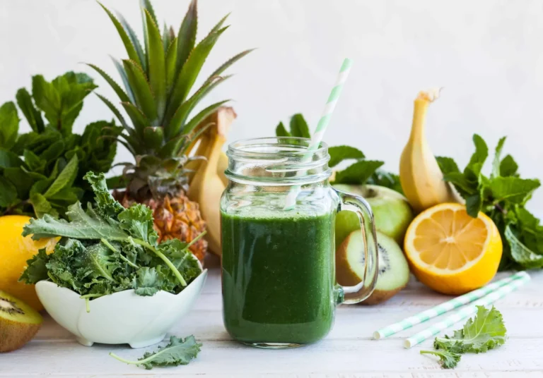 7 Healthy Ways to Detox After The Holidays